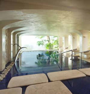 puenteromano_six_senses_spa_pool